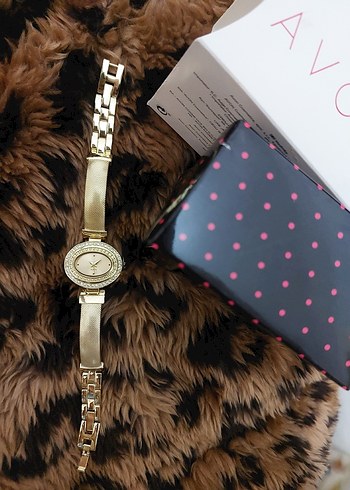 Altın Renk Parlak Kadın Kol Saati - Görsel 2