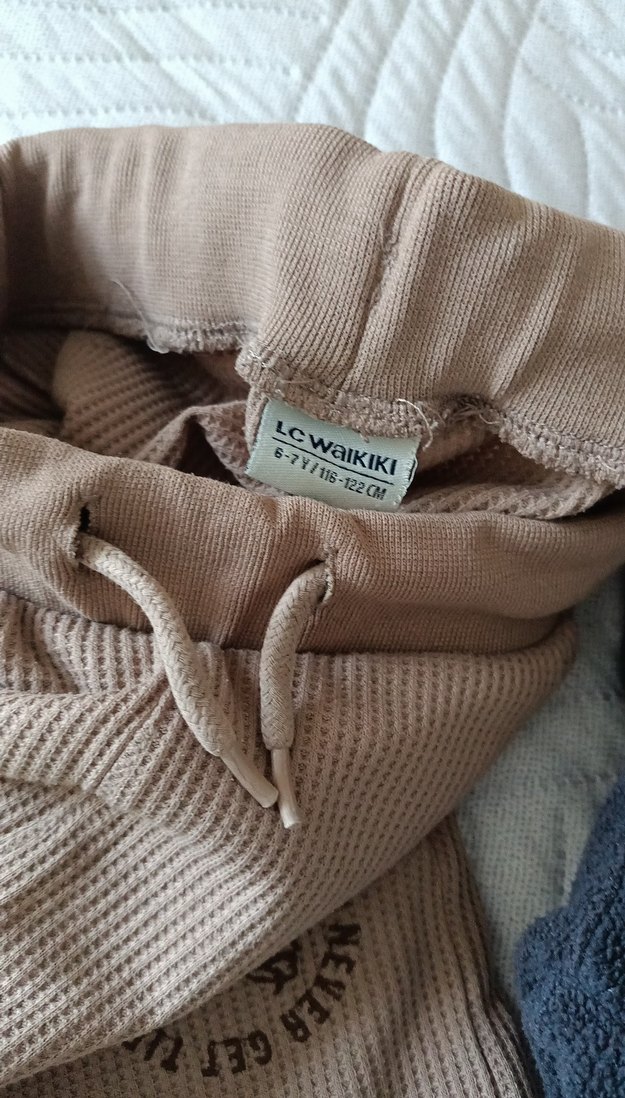 Erkek Çocuk 7 Parça Eşofman Altları ve Kazaklar - Görsel 5