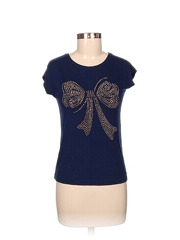 LC Waikiki T-shirt %70 İndirimli.