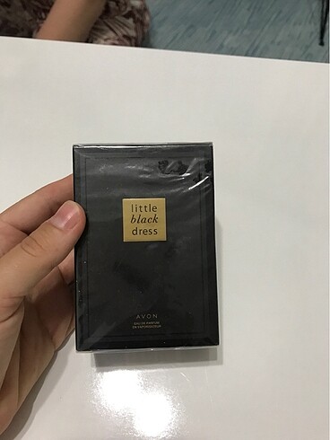 Little black dress avon parfüm