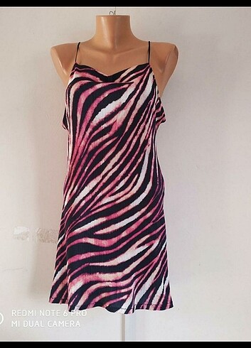 Plaj elbisesi zebra desenli 