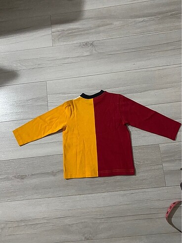 9-12 Ay Beden Galatasaray üst tişört