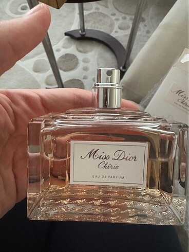 Beden Miss dior chrie