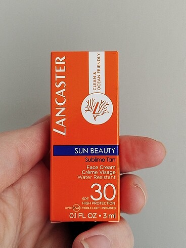 Lancaster sun beauty