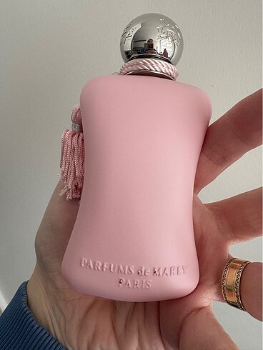 Diğer Parfums de marly delina