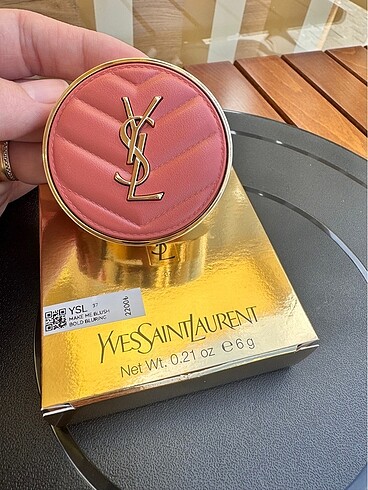 Yves Saınt Laurent blush 37