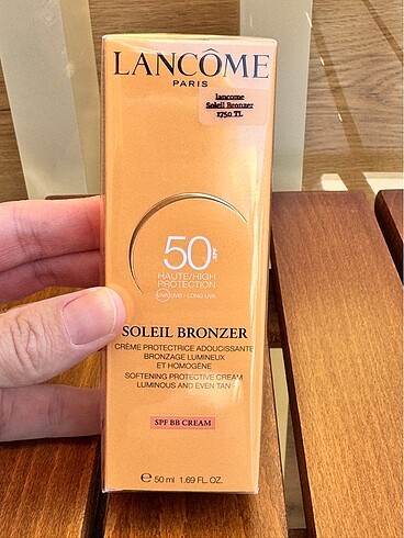 Lancome soleıl bronzer