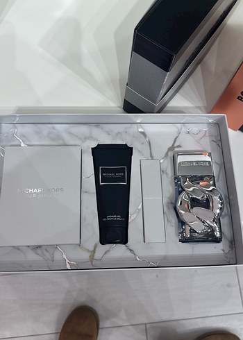 Michael Kors Erkek Parfüm Seti Gri - Görsel 5