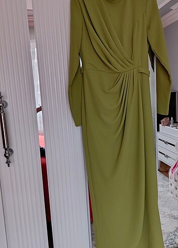 38 Beden yeşil Renk abiye