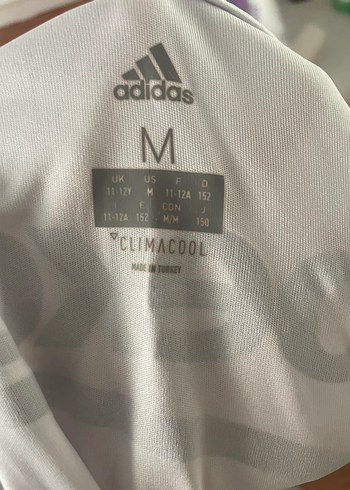 m Beden Beşiktaş forması orjinal Beyaz V Yaka Kısa Kollu Forma