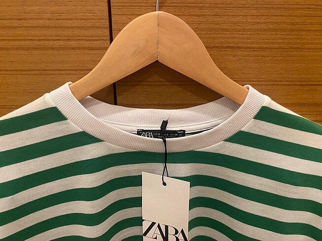 l Beden Zara tshirt