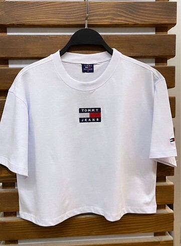 Tommy Hilfiger tshirt