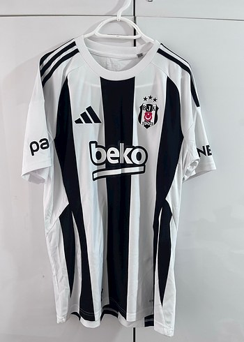 Adidas Besiktas Siyah Beyaz Dikey Cizgili Futbol Formasi