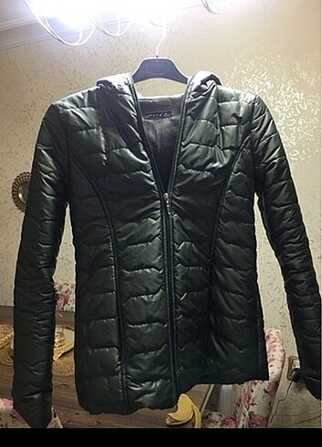 Haki şişme mont