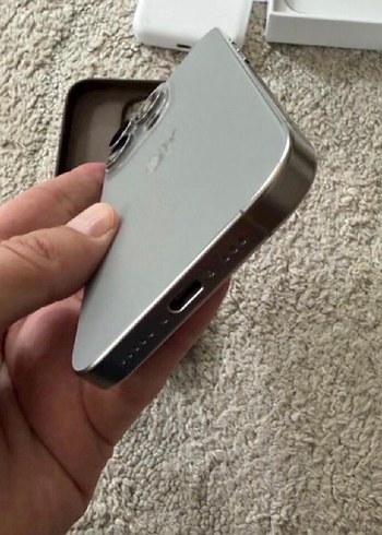 İphone 15 pro sıfır gibi full set halinde - Görsel 3