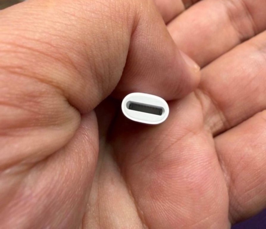 Apple Pencil dönüştürücü ve şarj aparatı - Görsel 3