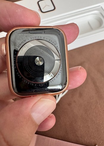 Beden Renk Apple Watch 4. Seri 40 mm gold