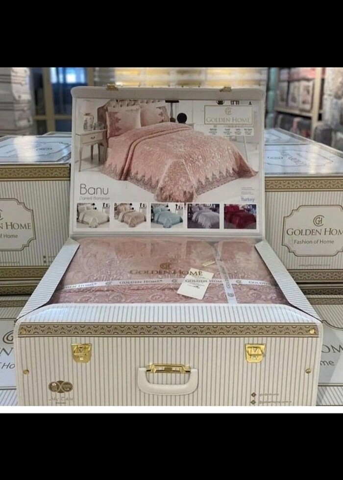 Golden Home yatak örtü seti kutulu - Görsel 4