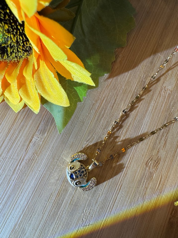 Uzun Zincirli Altın Renkli Çelik  kolye - Görsel 2