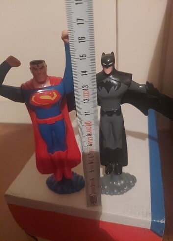 Walt Disney World Süperman ve batman figür