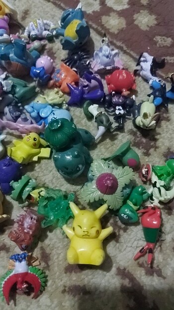  Pokemon mini figürler 