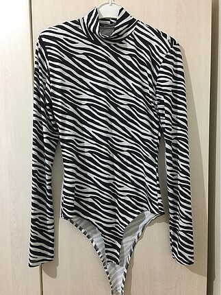 Zebra desen çıtçıtlı body