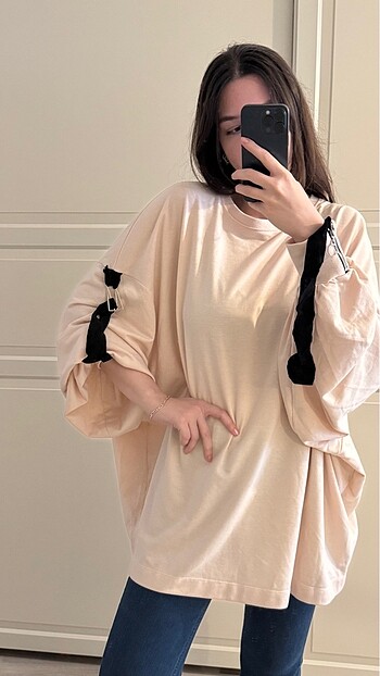 Zara sweatshirt
