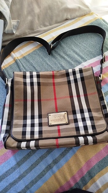 Burberry postacı çapraz çanta 