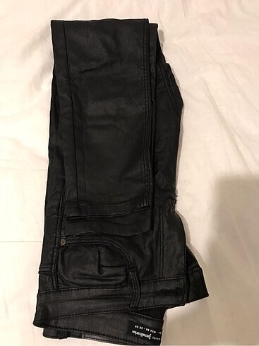 Stradivarius mumlu pantolon