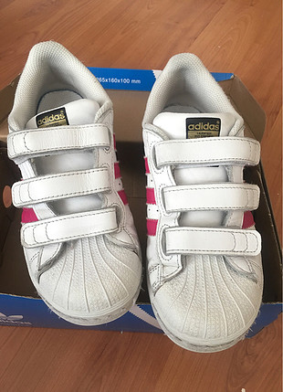 34 Beden Adidas süperstar kız çocuk spor ayakkabı