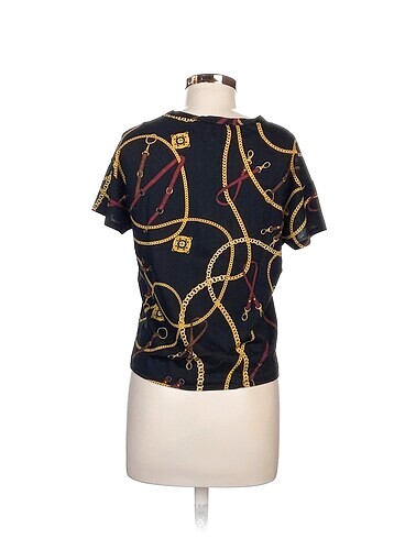 xs Beden Pull and Bear T-shirt %70 İndirimli.