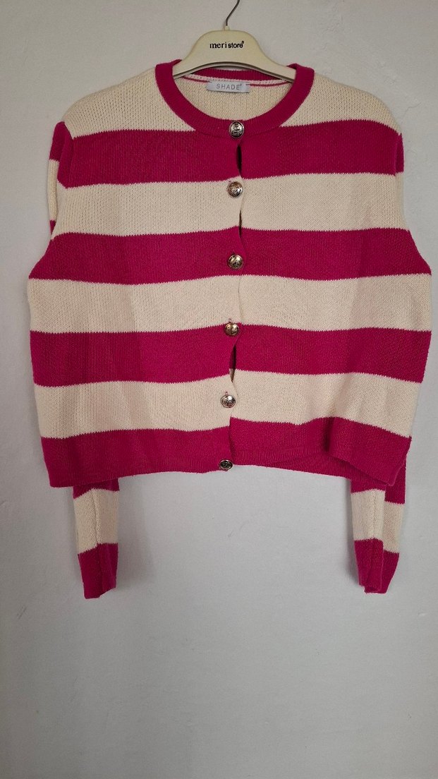 Düğmeli Pembe Çizgili Kadın Hırka - Görsel 2