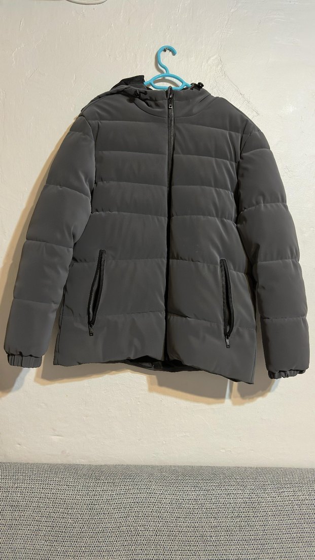 Gri Kapüşonlu Erkek Mont - Görsel 4