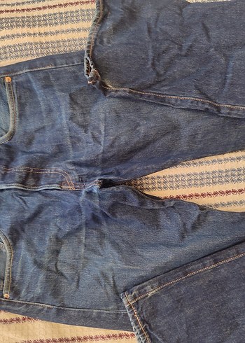 Levis Koyu Mavi Rahat Kesim Denim Jean