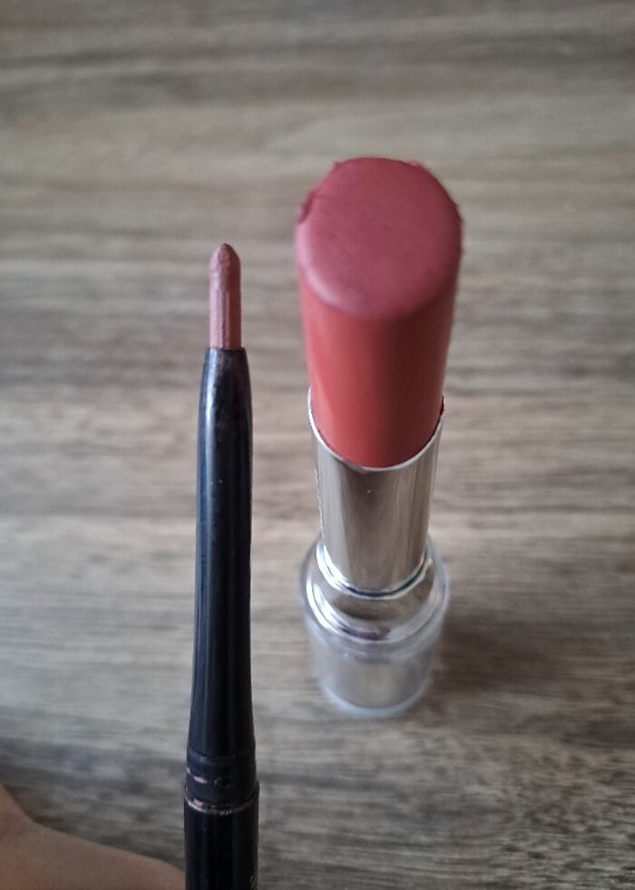 missha mat ruj ve maybellinne dudak kalemi - Görsel 2