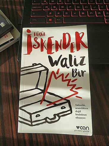 Küçük İskender Waliz Bir