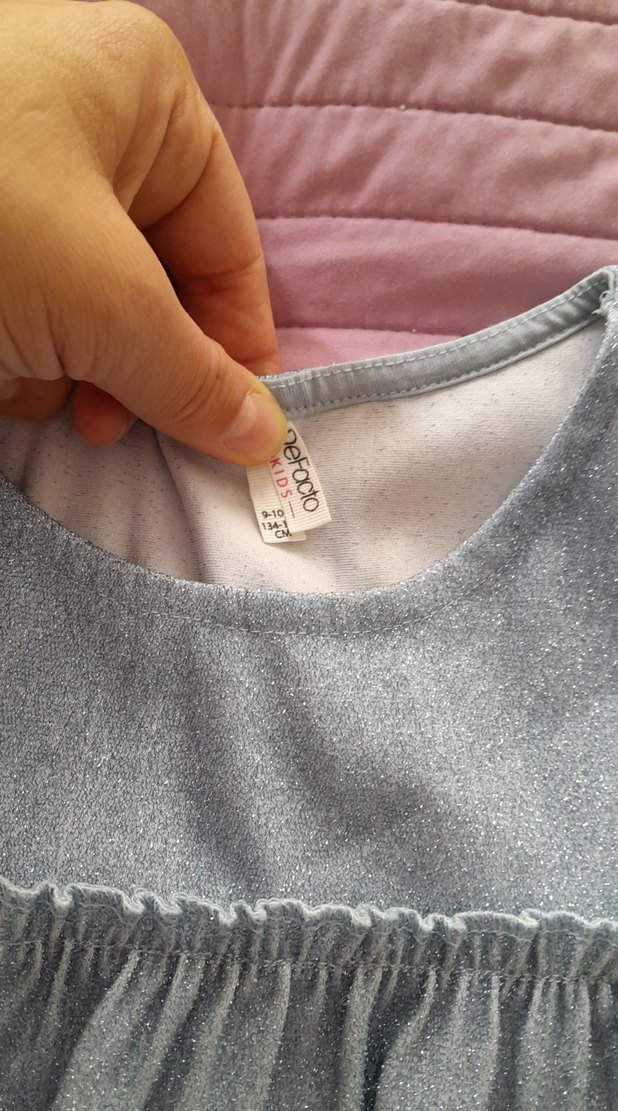 Kız Çocuk Gri Denim Volanlı Straplez Bluz 9  10 yas - Görsel 5