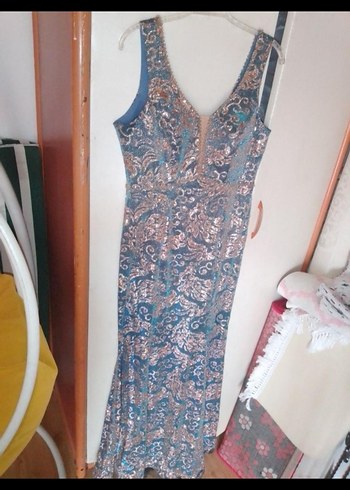 Dantel Detaylı Mavi V Yaka Uzun Elbise - Görsel 4