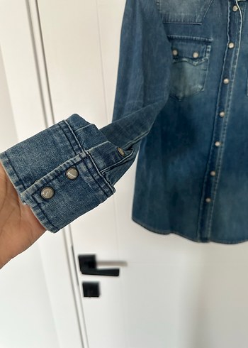 Düğmeli Mavi Denim/Kot Kadın Gömlek - Görsel 4