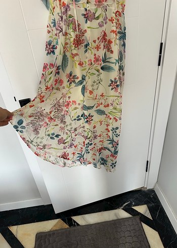 Çiçek Desenli Bohem Uzun Asimetrik Kesim Elbise - Görsel 3