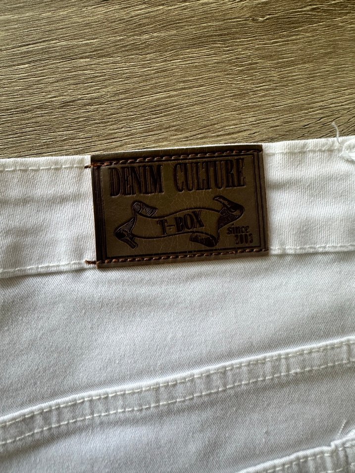 Kadın Beyaz Mini Şort - Görsel 5