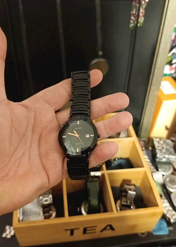 Diğer Sik Siyah Analog Kol Saati