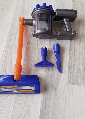 Diğer Oyuncak dyson süpürge