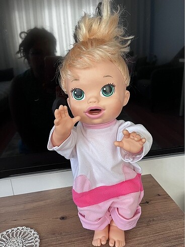 Baby alive elastık yüzlü bebek