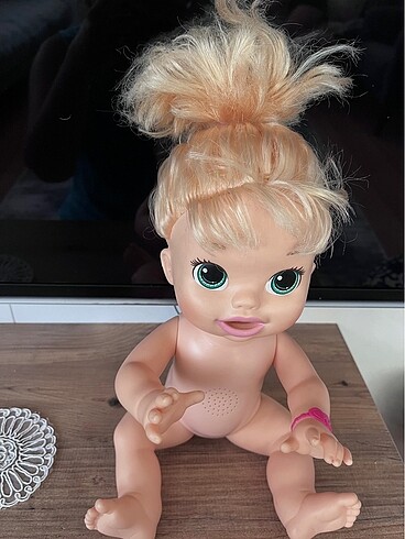 Beden Renk Baby alive elastık yüzlü bebek