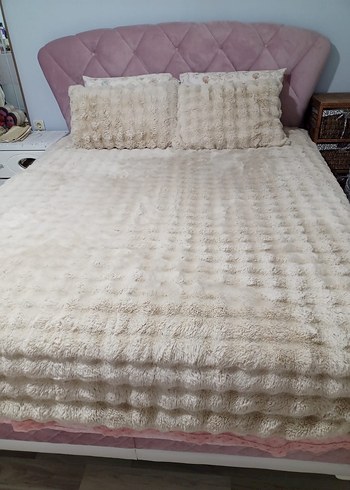 Çift Kişilik Kürk Yatak Örtüsü - Görsel 3