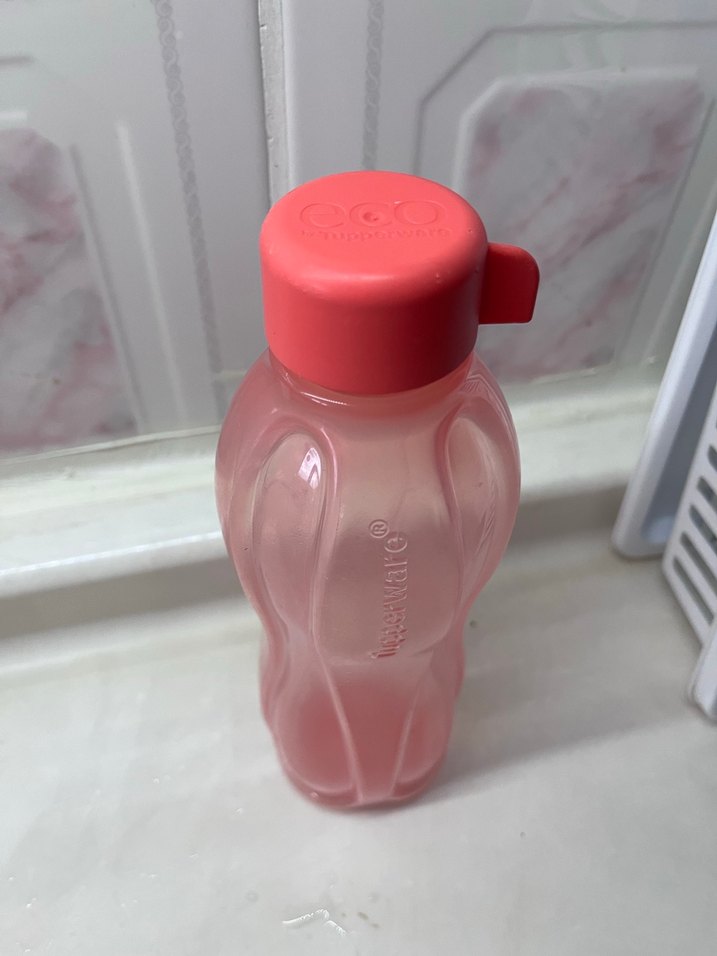 Tupperware 500 ml su şişesi - Görsel 2