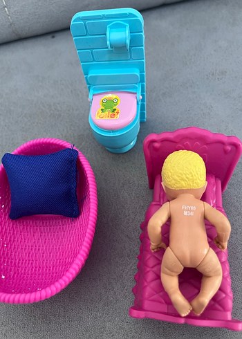 Yavru Barbıe Pembe Bebek ve Aksesuar Seti - Görsel 3