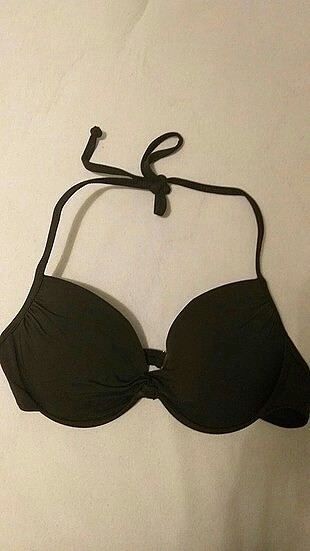 Bikini üstü