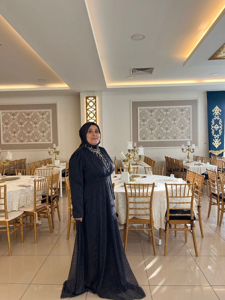 Uzun Siyah Drapeli Gotik Kadın Abiye - Görsel 2